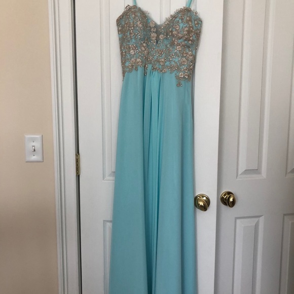 FAVIANA Light Blue Prom Dress - Picture 3 of 8